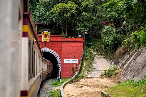 อุโมงค์ขุนตาน & ดอยขุนตาล — สถานที่ท่องเที่ยวใกล้บ้านสวนรีสอร์ท อำเภอห้างฉัตร ลำปาง