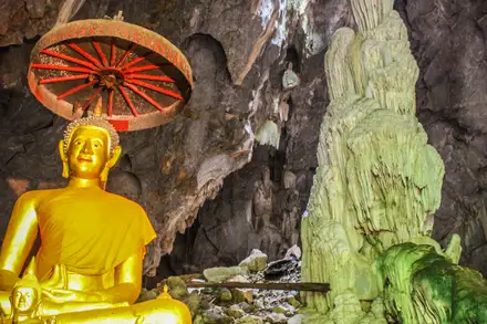 เที่ยวงาว ลำปาง อุทยานแห่งชาติถ้ำผาไท ถ้ำหินงอกหินย้อย อำเภองาว