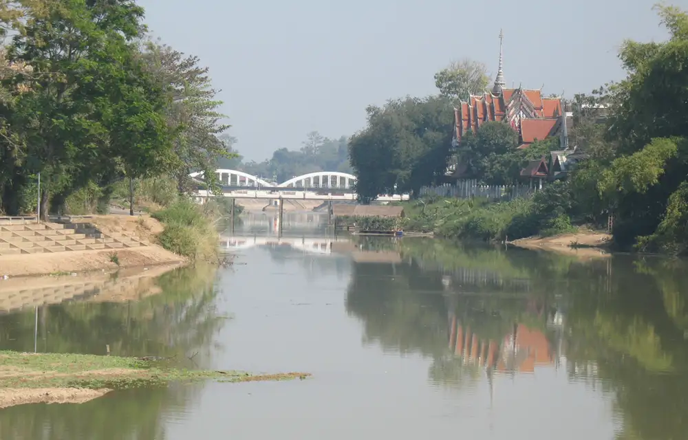 สะพานรัษฎาภิเษก (สะพานขาว) อำเภอเมือง ลำปาง — ที่เที่ยวใกล้บ้านสวนรีสอร์ท ที่พักเกาะคา ลำปาง